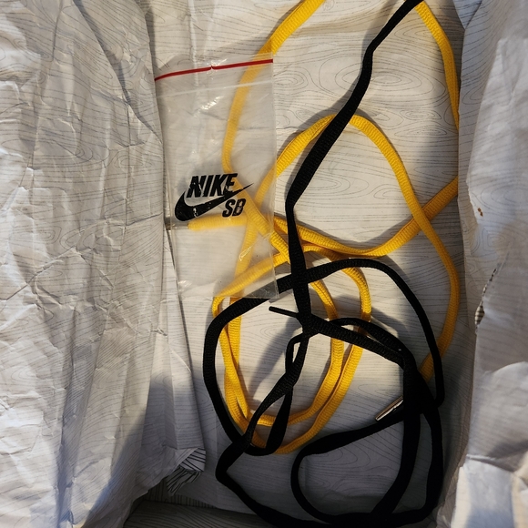 Nike SB Paul Rodriguez 2 Zoom Air Gold Box 8.5 - Picture 7 of 10